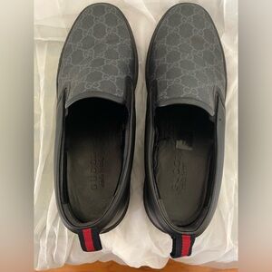 Gucci mens slip on sneakers